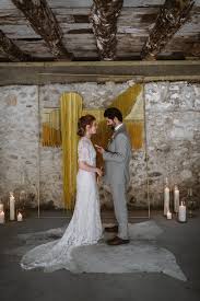 The Barn At Wagon Wheel Farm In Burlington Wi Has The Most Special Spots For All Types Of Ceremonies Intimate Wedding Ceremony Backdrop Wedding Dresses Lace