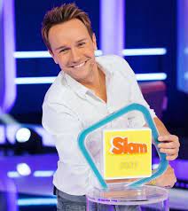 Chaque jour, sauf le samedi, l'animateur est aux commandes de. Xij1bj58xi Shm