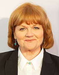 Lesley Nicol (actress)