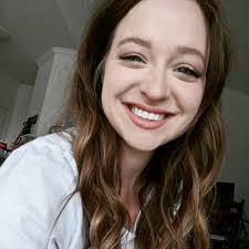 Jessica Carsten's Instagram, Twitter & Facebook