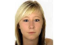 Kelly Coulson's Instagram, Twitter & Facebook