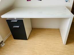 Schreibtisch matt weiß lackiert laptoptisch für homeoffice / büro 140 cm aspen. Schreibtisch Weiss Lack Glanz 140x75x65 Top Zustand In Bayern Wurzburg Buromobel Gebraucht Kaufen Ebay Kleinanzeigen