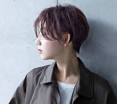 ショート ショートボブ 髪の量が多い人におすすめヘアスタイル 髪型 lala magazine ララマガジン ショートのヘアスタイル 髪型 ヘアスタイル