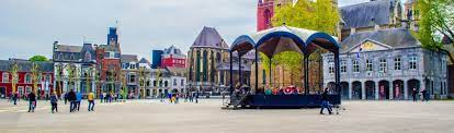 U vindt hier ook informatie over beleid, de gemeenteraad, het college en de ambtelijke organisatie. Maastricht A City Between Two Borders Discover Holland