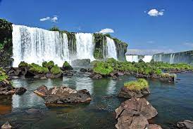 Iguazu Falls Paraguay Que Bonita Iguazu Falls Places To Go Places To Visit