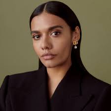 🌟 Here's to home-grown talent and female voices in film! 🎬✨ Psychological  horror Saccharine, directed by Victorian filmmaker Natalie Erika James  (Relic, Apartment 7A) and starring Midori Francis (Grey's Anatomy), has been