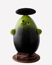 Epingle Par Bana Tsioymanh Sur Chocolate En 2020 Chocolatiere Chocolat Au Lait Chocolat Noir
