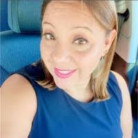 Roxanne Blum's Instagram, Twitter & Facebook