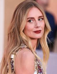 Prezgodna Žizel Bundšen u jesenjoj kampanji brenda Stuart Weitzman