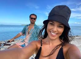 In 2011, disick decided to propose to kourtney during the finale of. How Scott Disick Feels About Kourtney Kardashian And Travis Barker