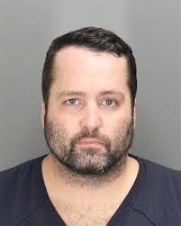 Sheriff: Lake Orion man thought he had meet-up with 15-year-old; brought  cocaine to rendezvous