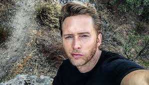 He's become one of the most popular makeup artists. Cuentame Pablo Rivero Habla De Su Pareja Y Su Hijo Somos Tres Chicos Descubre