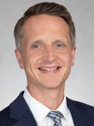 AI-Powered Biomarker Predicts Outcomes Better Than NCCN Risk Groups for Men  With High-Risk Prostate Cancer