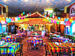 Bigos Retaurant In Brownsville Texas Is A Great Example Of What A Real Mexican Restaurant Should Look Lik Colorful Places Western Furniture Restaurant Concept
