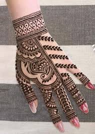 Beautiful Easy Mehndi Designs For Ladies To Try In 2019 Voguetypes Indian Mehndi Designs Henna Designs Easy Indian Henna Designs