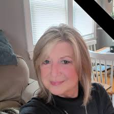 I usually donate my clothes to the thrift store off Bardstown road in  Beuchel. They give the proceeds to thw woman's shelter. Today I drive  around back and this was I see.