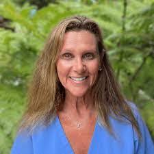 Paula Grayson's Instagram, Twitter & Facebook