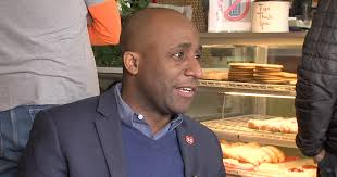 KC Fraternal Order of Police endorses Lucas for mayor