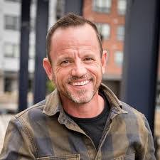 Maura Cline's Instagram, Twitter & Facebook