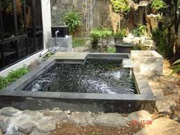 Air terjun kolam ikan koi yang sangat menakjubkan ketika melihat ikan ikan koi yang sangat indah penuh warna Kolam Ikan Air Terjun Minimalis Infoakuakultur Com