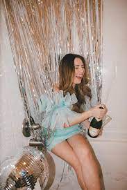 Spring photography, tips for photographers. Easy Indoor Photoshoot Ideas Part 2 Birthday Photoshoot 21st Birthday Photoshoot Fun Photoshoot