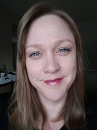 What lip liner is similar to this color?