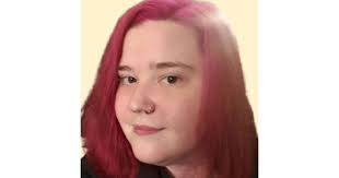 Anne Slattery's Instagram, Twitter & Facebook