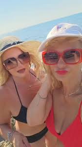 Video di Anna illuzzi (@annailluzzi472) con suono originale