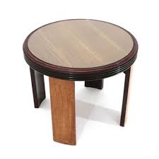 The one disadvantage of having a glass top coffee table is that it tends to break easily compared to metal or wood coffee table tops. Round Coffee Table With Grissinato Edge And Glass Top 1930s For Sale At Pamono