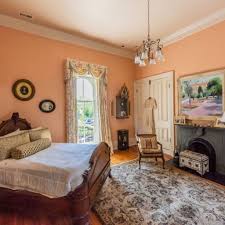 Imagine a home so historically significant that Tennessee and US history  enthusiasts would give anything to see inside its brick walls. 📍The Harris  McEwen House at 612 Fair Street in Franklin is