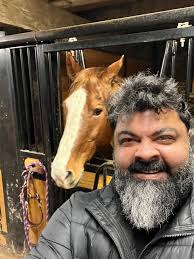 Who is a good commercial real estate agent in Richmond Hill?