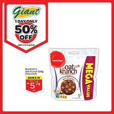 Oat flakes, wheat flour, vegetable fat (palm oil), sugar, glucose syrup, dried fruits (strawberry and. Giant Malaysia Get The Munchy S Oat Krunch 598g Facebook
