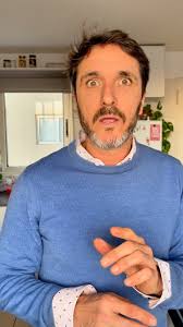 SI LO DICE ÉLLLLL 🙏🏽🎭❤️ @chendo.gerardo , Claudio Paul Bonilla ha tomado  este cuerpo para decirles que VENGAN A VER AUTOMÁTICOS , 📍  @patiodeactoresteatro , 🎫 ALTERNATIVA TEATRAL (link en el perfil), ...