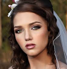75 wedding makeup ideas to suit every bride. Braut Make Up 60 Schminkideen Fur Den Speziellen Anlass