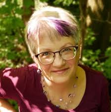 Holly Matson's Instagram, Twitter & Facebook