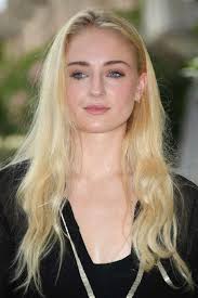 Sophie Turner Turned Quite A Lot Of Heads By Opting To Dress Up In A Bit Racy And Polished Ensemble Comprising Of Sheer Black P Sophie Turner Hair Color Celebs