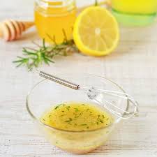 2 Recettes De Vinaigrettes Maison Meilleures Que Celles Du Commerce Honey Dressing Recipe Easy Sauce Recipe Vinaigrette