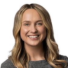 Heather Shore's Instagram, Twitter & Facebook