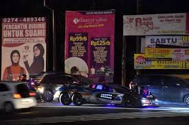 Kupukupumalam Extreme Car Extreme Car Modifications Kupukupumalam Kupukupumalamjogja Modifikasi Extremecar Conceptcar Kupu Kupu Malam Alis