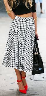 Black And White Checkered Skirt Outfit Ideas Summer Summer Outfits Womens Fashion Clothes Style Apparel Clothing Closet Ideas Checkered Swing Skirt Orange Heels Blac Fashion Clothes Women Checkered Skirt Fashion