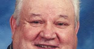 Jamie Eakes's Instagram, Twitter & Facebook