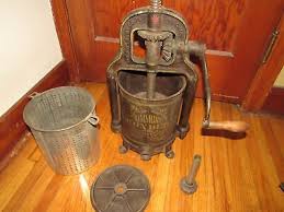 ~NICE~ Simmons Hardware St. Louis Sausage Press Stuffer 6 Quart Cast Iron