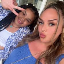 I love these MONALRELAA MIDTYAY MIDTYAYMMERIES MIOIN S CHUCKY เแล C) нонит