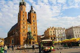 I krakow kan du spise på det som angivelig er verdens eldste restaurant, restauracja wierzynek. Sehenswurdigkeiten Krakau Die Top 10 Attraktionen In 2021