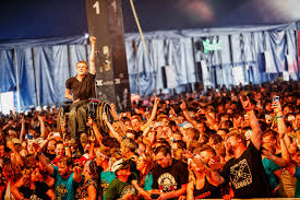 Browse the list of upcoming concerts, and if you can't find your favourite artist, track them and let songkick tell you when they are next in your area. Zwarte Cross 2021 Toegankelijk Voor Iedereen Handicapnl