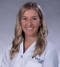 Kayla Tracy's Instagram, Twitter & Facebook