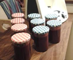 Erdbeermarmelade Mit Schokolade Und Chili Rezept Erdbeermarmelade Erdbeeren Marmelade Erdbeeren