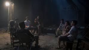 Cara untuk menyalakan percikan dan melupakan rutinitas untuk beberapa menit. Review Truth Or Dare 2018 Tantangan Dari Truth Or Dare Yang Berujung Maut Movieden