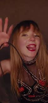 Sophia Swift's Instagram, Twitter & Facebook