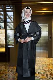 Armine Giyim Yeni Sezon Da Iddiali Geliyor Moda Stilleri Islami Moda Giyim